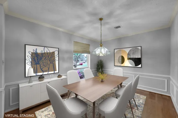 $570,000 | 92 South Bonneymead Circle, The Woodlands, TX 77381