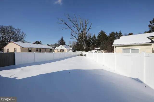 a view of the house and outdoor space