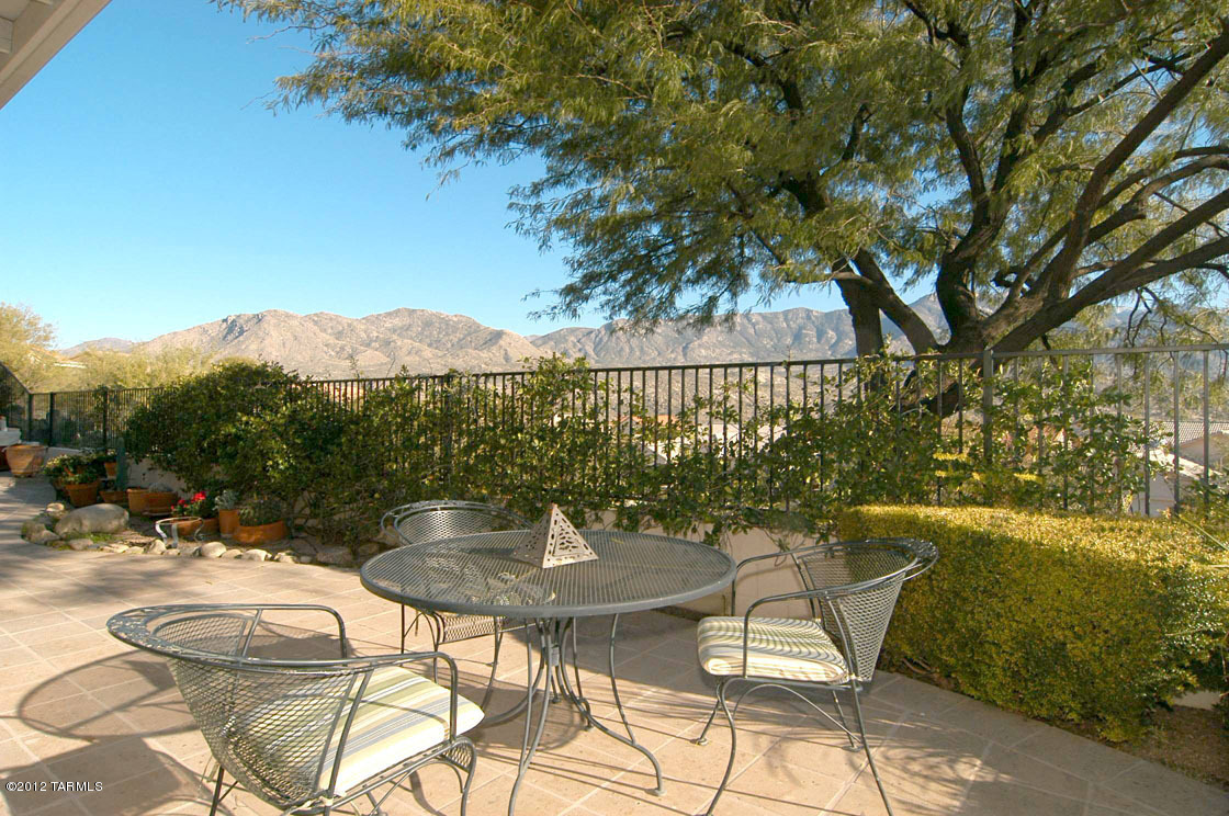 65175 East Emerald Ridge Drive Tucson, AZ 85739 - Photo 2 of 37