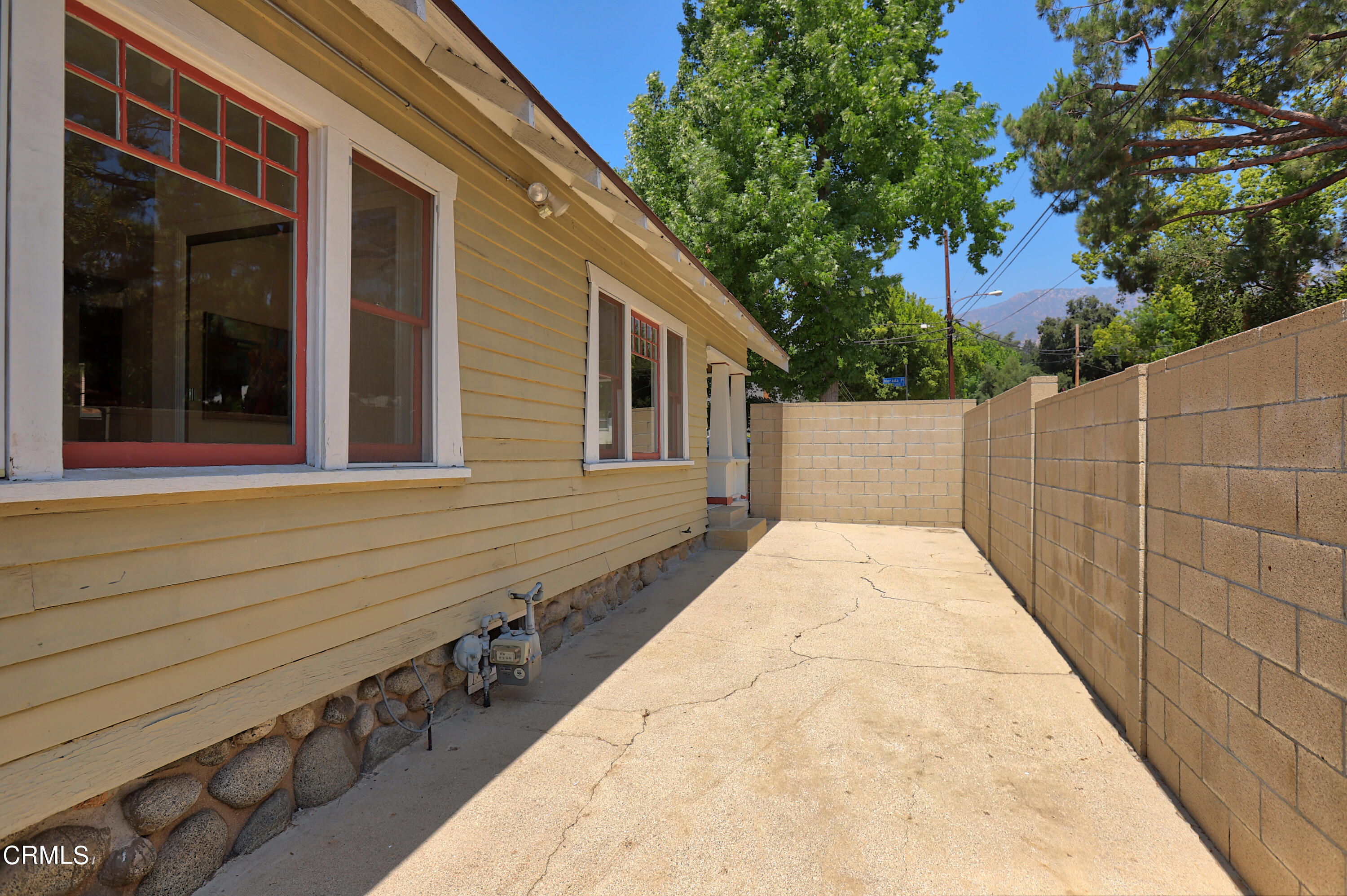 1062 Morada Place Altadena, CA 91001 - Photo 21 of 24 a view of a pathway both side of house