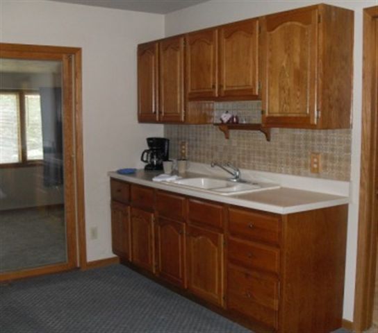 8 Hickory Barrows Alpha, IL 61413 - Photo 3 of 12 Gallery Image 3