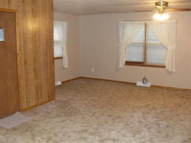 8 Hickory Barrows Alpha, IL 61413 - Photo 6 of 12 Gallery Image 6