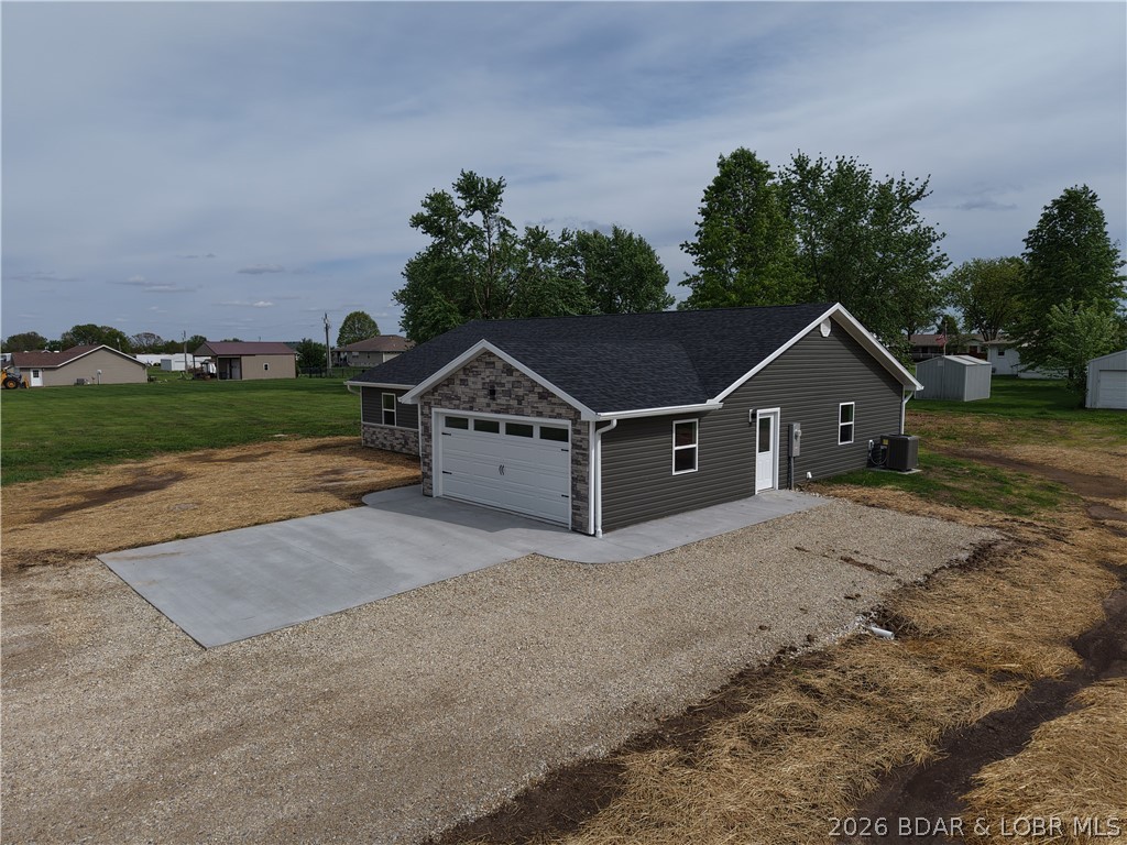 602 West 4th Street Stover, MO 65078 - Photo 2 of 33 Entry to garage