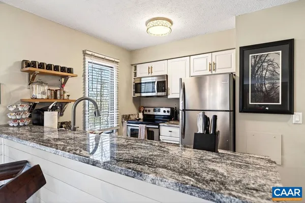 $231,900 | 2247 Tanners Ridge, Roseland, VA 22967