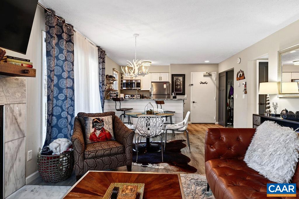 2247 Tanners Ridge Roseland, VA 22967 - Photo 15 of 24