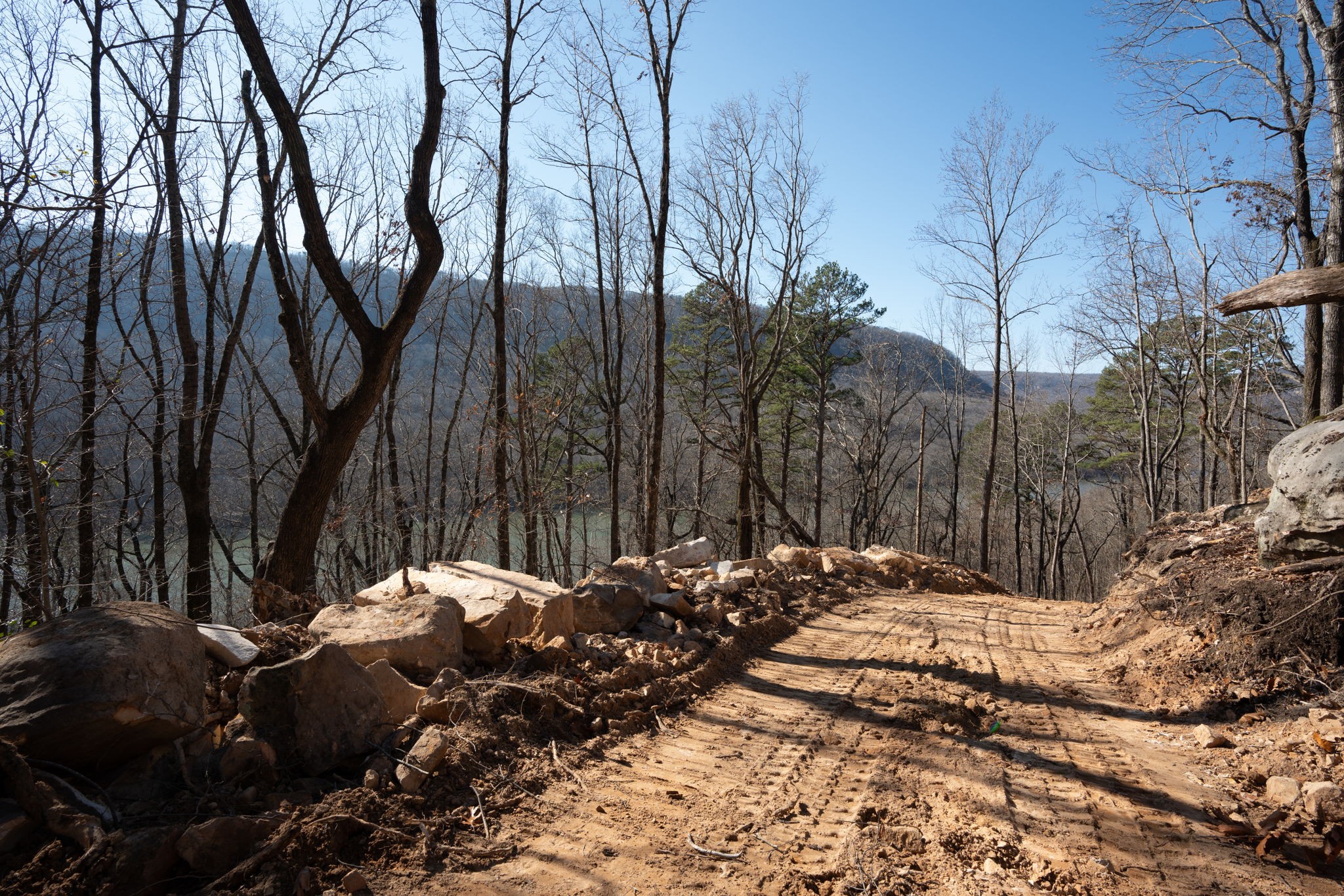 2425 Suck Creek Road Chattanooga, TN 37405 - Photo 3 of 15 Gallery Image 3