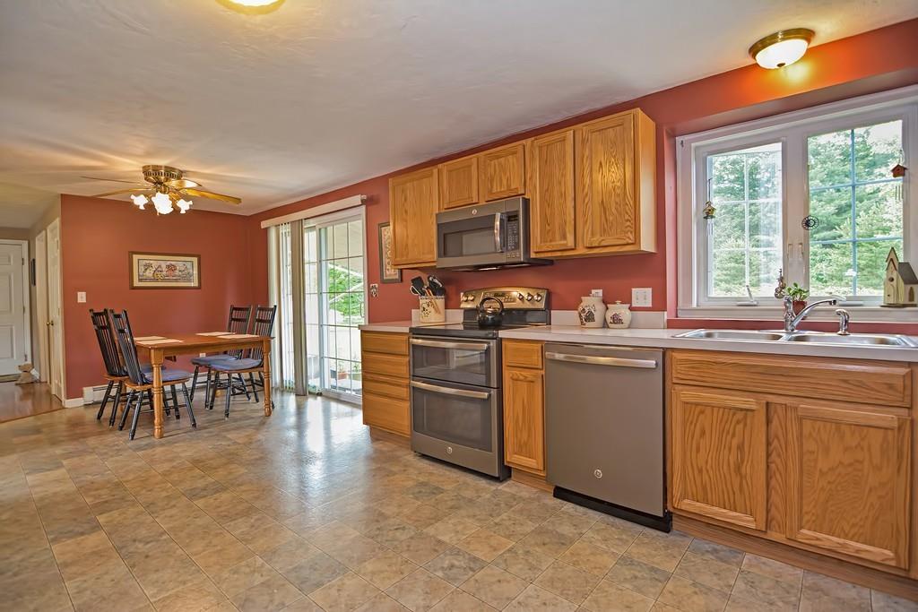 37 Deer Run Road Bellingham, MA 02019 - Photo 16 of 37 Gallery Image 16