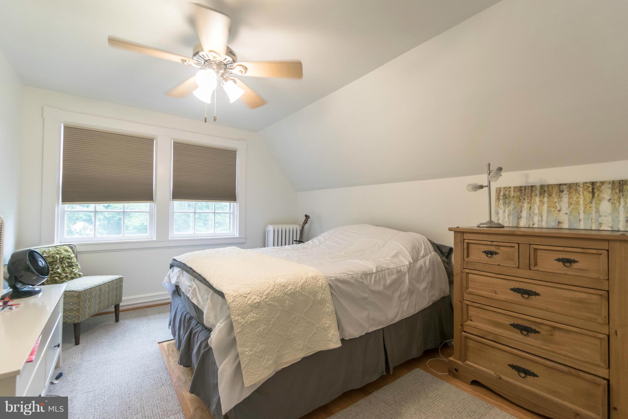 4106 Roland Avenue Baltimore, MD 21211 - Photo 14 of 23 Bedroom