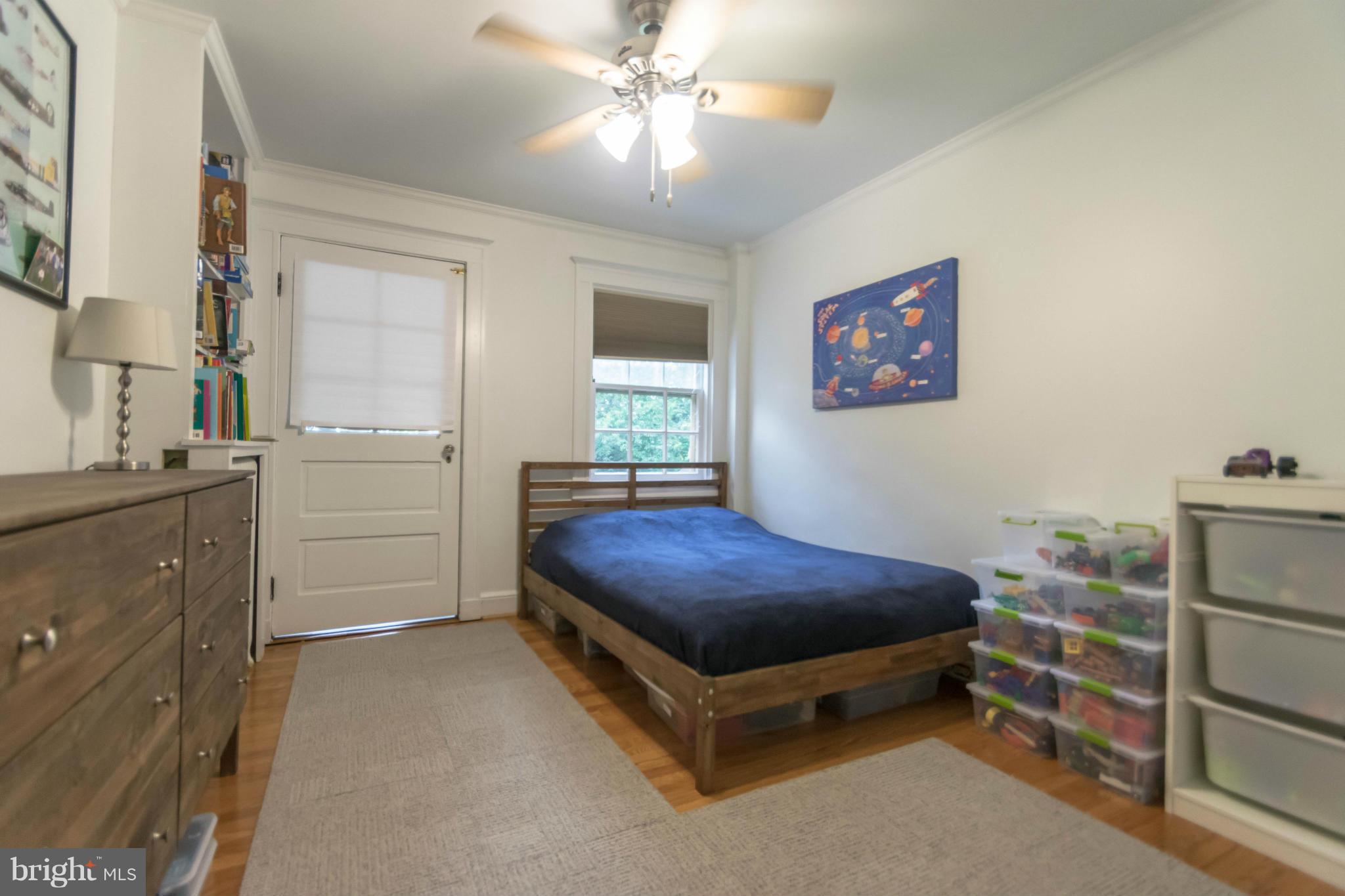 4106 Roland Avenue Baltimore, MD 21211 - Photo 17 of 23 Bedroom