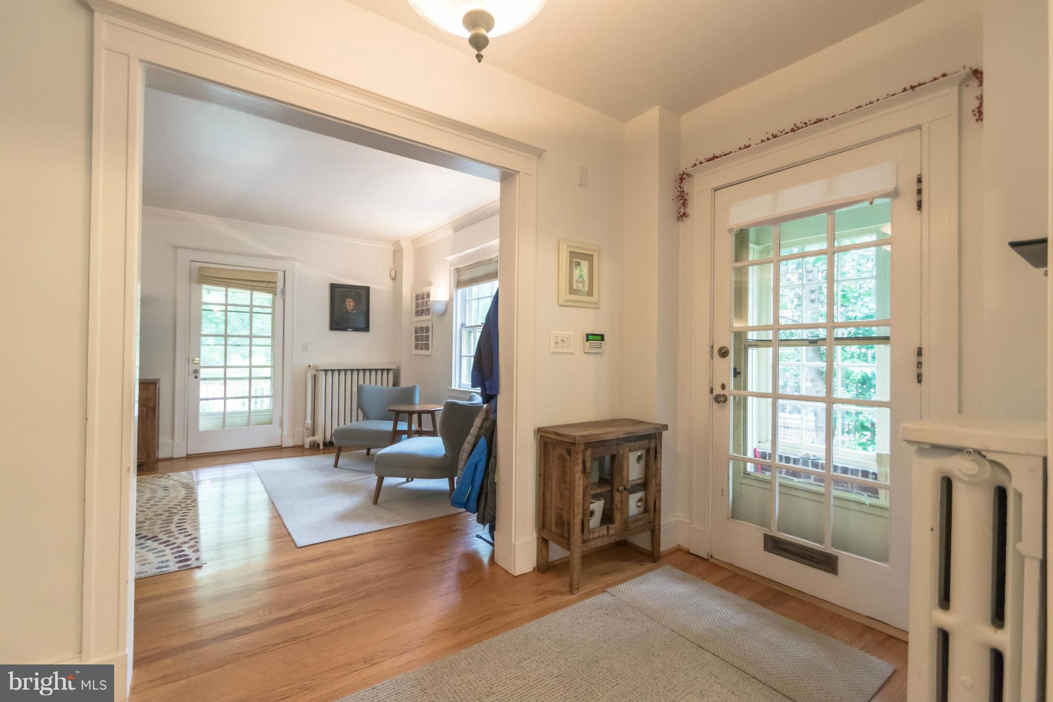 4106 Roland Avenue Baltimore, MD 21211 - Photo 5 of 23 Interior (General)