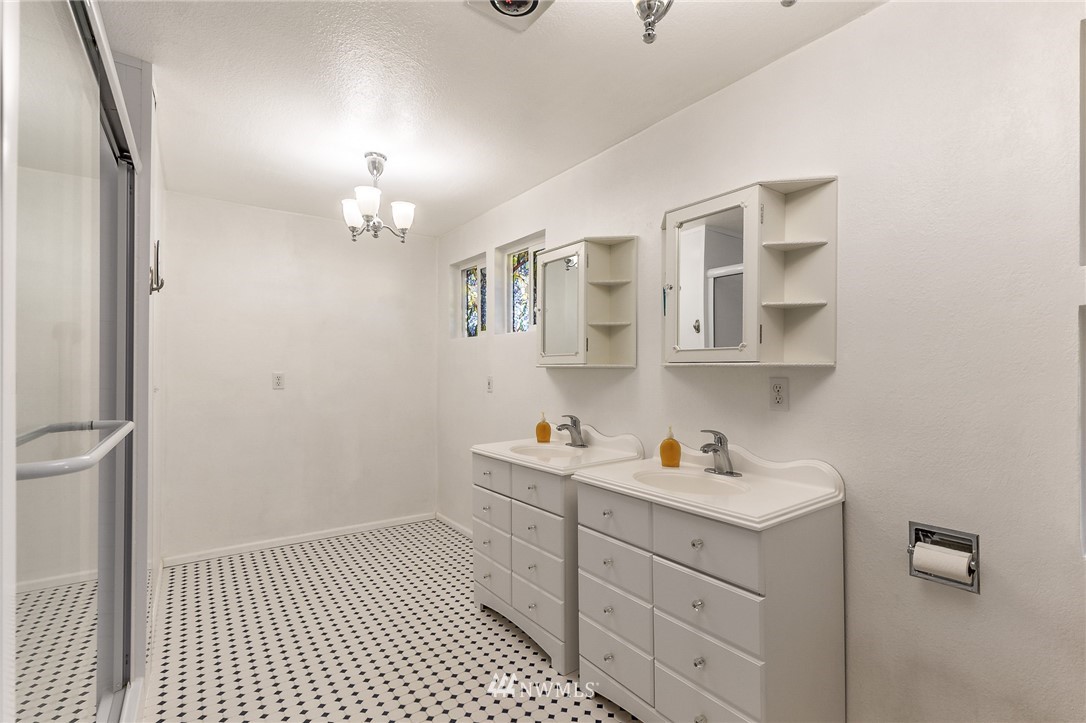 210 Southeast Morgan Road Shelton, WA 98584 - Photo 11 of 26 Gallery Image 11