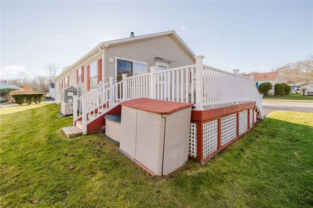 $290,000 | 38 Hummingbird Lane, Tiverton, RI 02878