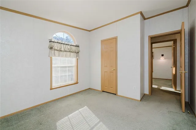 $290,000 | 38 Hummingbird Lane, Tiverton, RI 02878