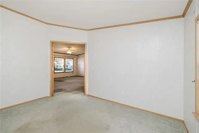 $290,000 | 38 Hummingbird Lane, Tiverton, RI 02878