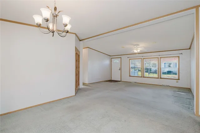 $290,000 | 38 Hummingbird Lane, Tiverton, RI 02878