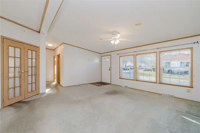 $290,000 | 38 Hummingbird Lane, Tiverton, RI 02878