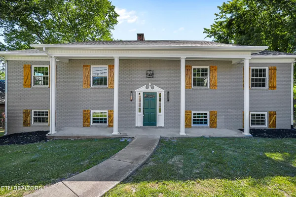 $615,000 | 402 North A Street, Lenoir City, TN 37771