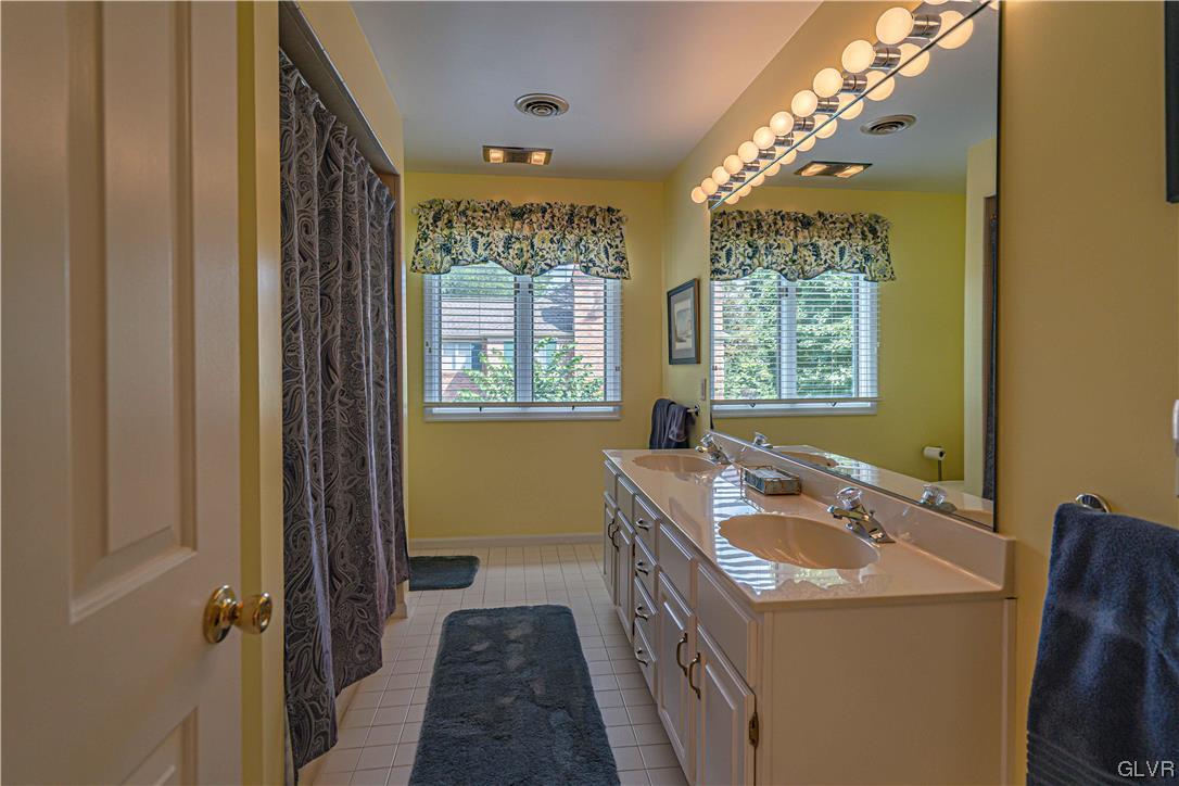 680 Macada Road Bethlehem, PA 18017 - Photo 32 of 48 Gallery Image 32