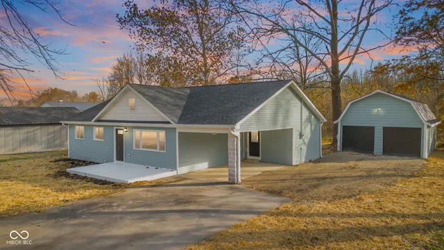 $269,900 | 8087 West 300 South, Columbus, IN 47201