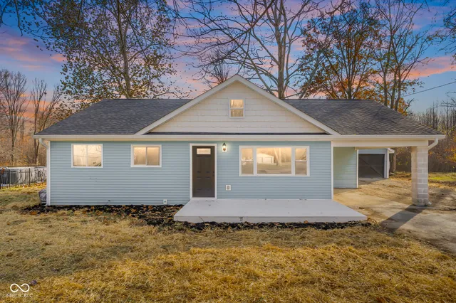 $269,900 | 8087 West 300 South, Columbus, IN 47201