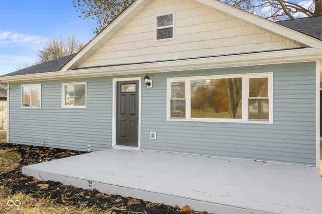 $269,900 | 8087 West 300 South, Columbus, IN 47201