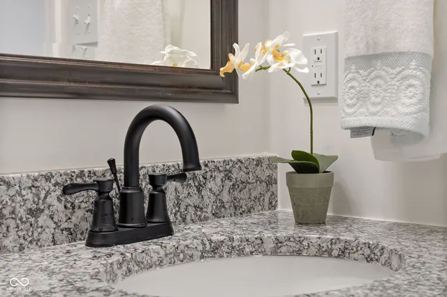 $269,900 | 8087 West 300 South, Columbus, IN 47201