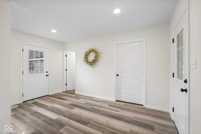 $269,900 | 8087 West 300 South, Columbus, IN 47201