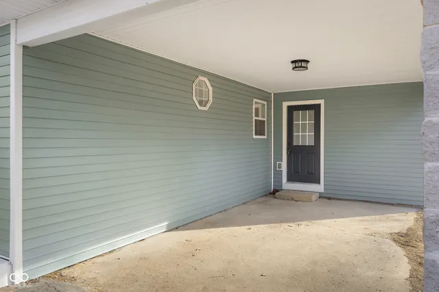 $269,900 | 8087 West 300 South, Columbus, IN 47201