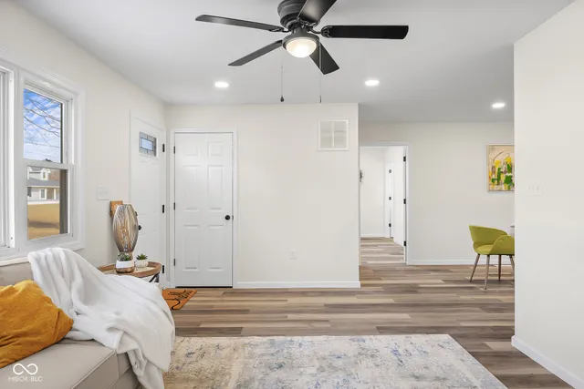 $269,900 | 8087 West 300 South, Columbus, IN 47201