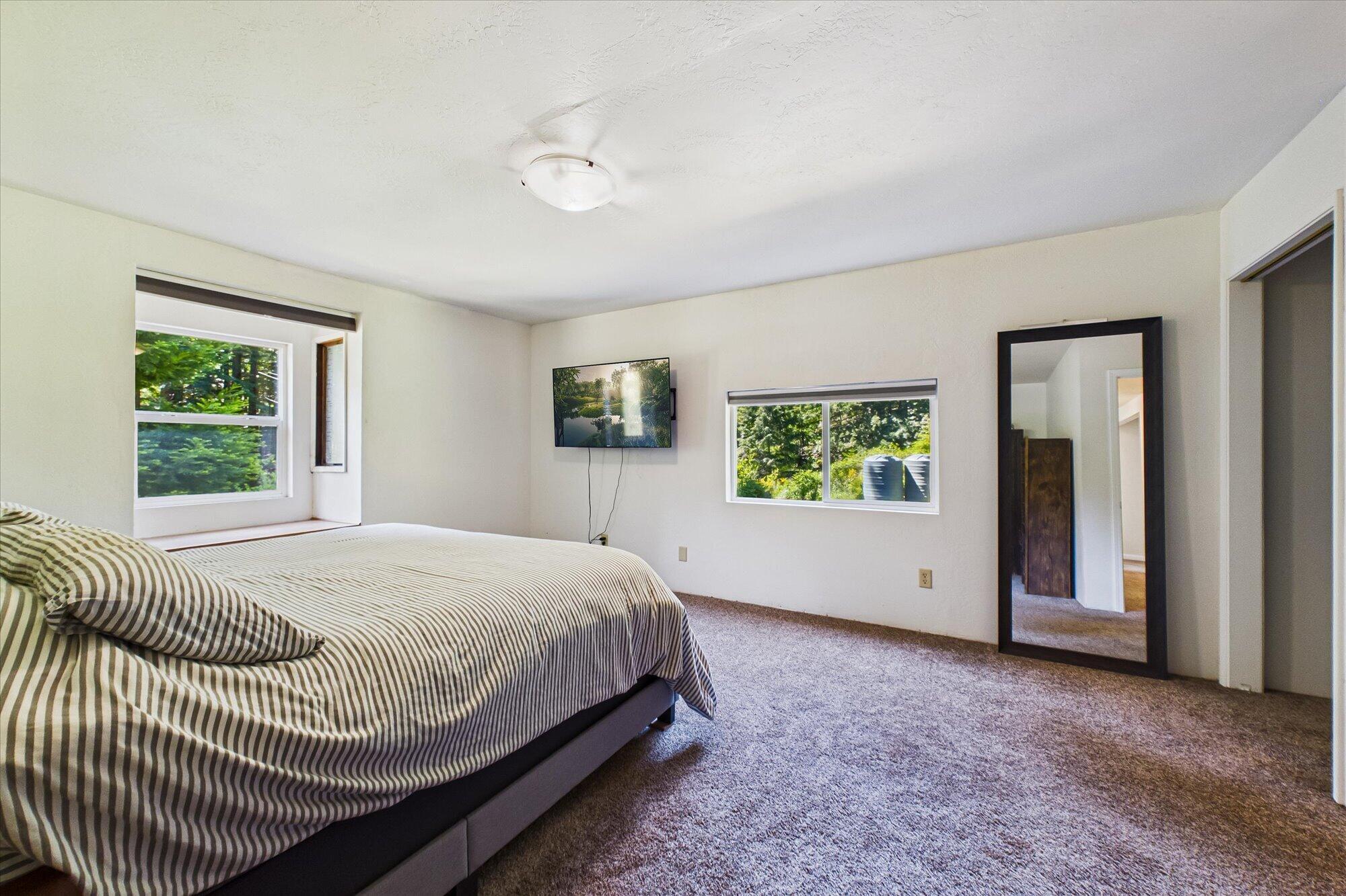 655 Gibson Creek Road Whitethorn, CA 95589 - Photo 42 of 60