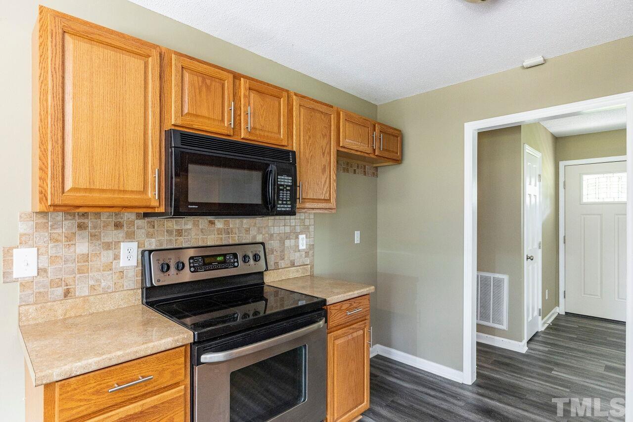 10700 Hunt Farms Lane Raleigh, NC 27603 - Photo 15 of 30