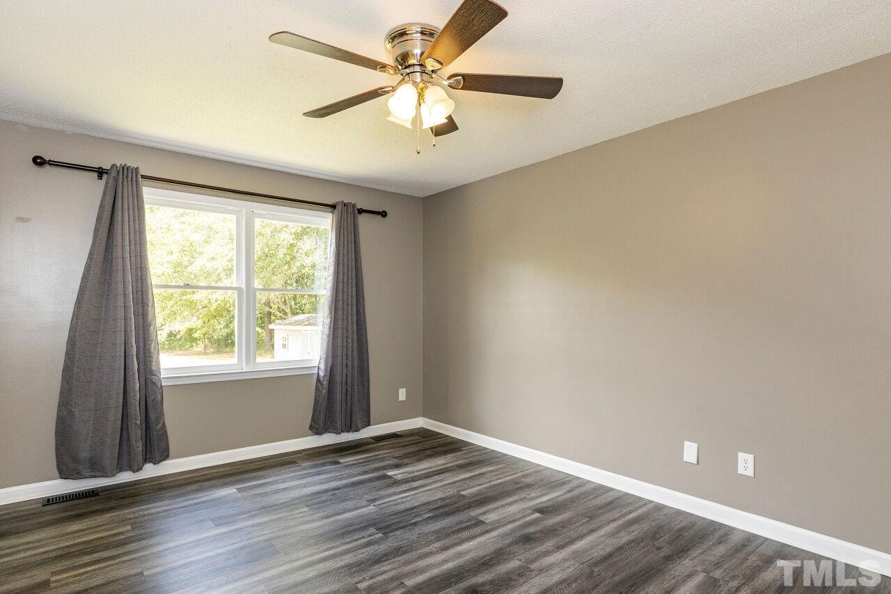 10700 Hunt Farms Lane Raleigh, NC 27603 - Photo 16 of 30