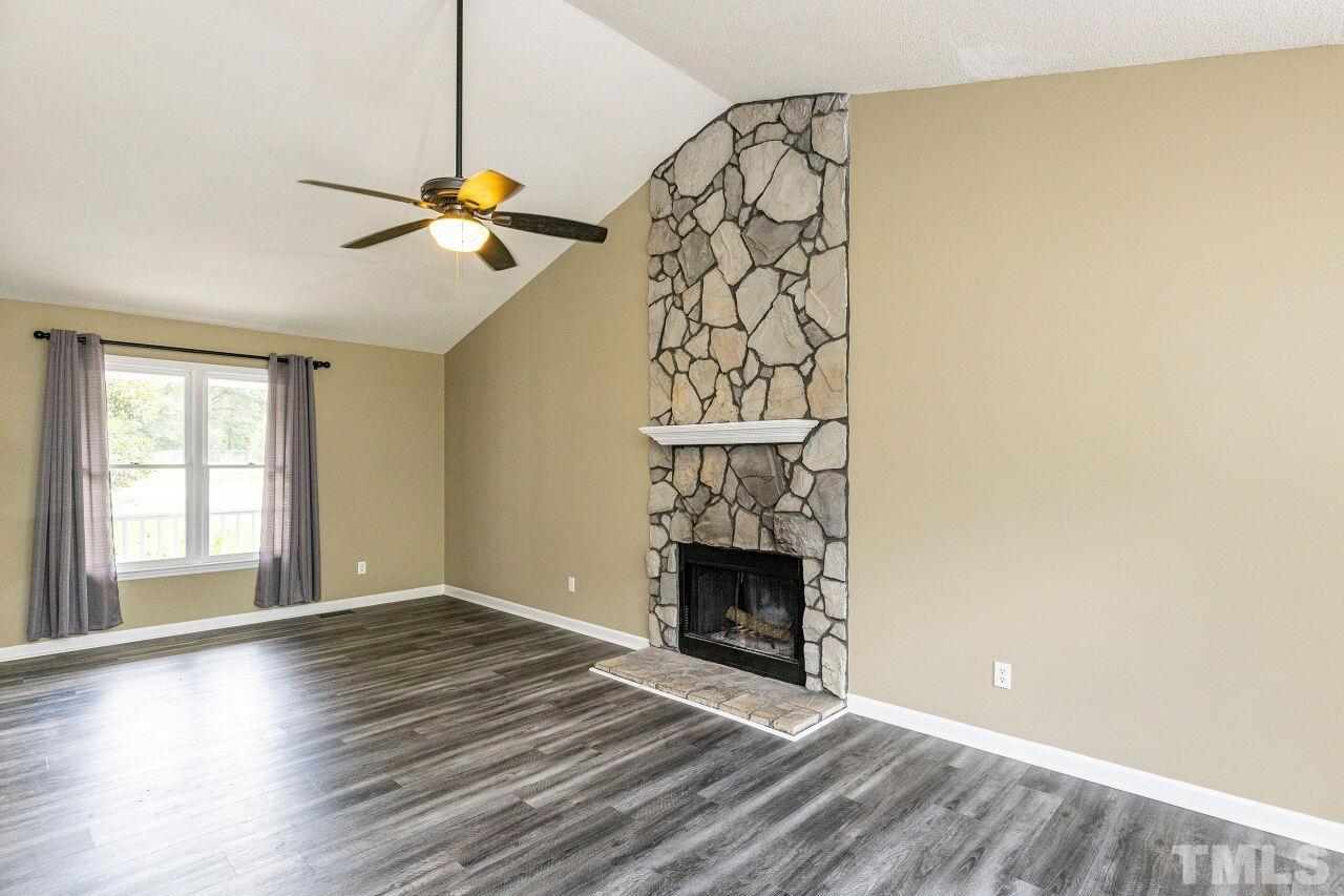 10700 Hunt Farms Lane Raleigh, NC 27603 - Photo 7 of 30