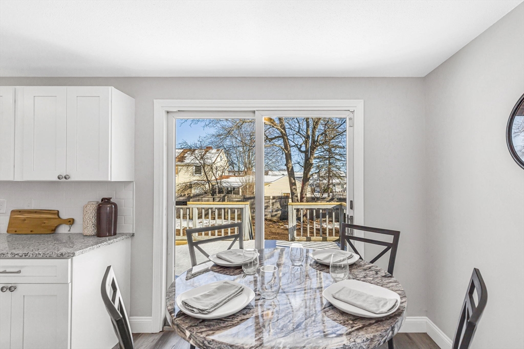 207 Lamont Street Springfield, MA 01119 - Photo 2 of 42