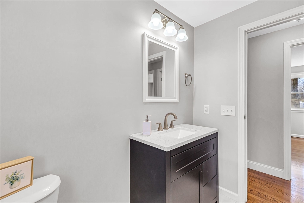 207 Lamont Street Springfield, MA 01119 - Photo 24 of 42