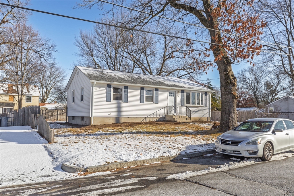 207 Lamont Street Springfield, MA 01119 - Photo 41 of 42