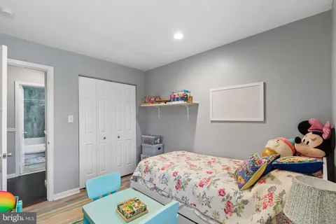 $318,000 | 137 Tavistock, Cherry Hill, NJ 08034