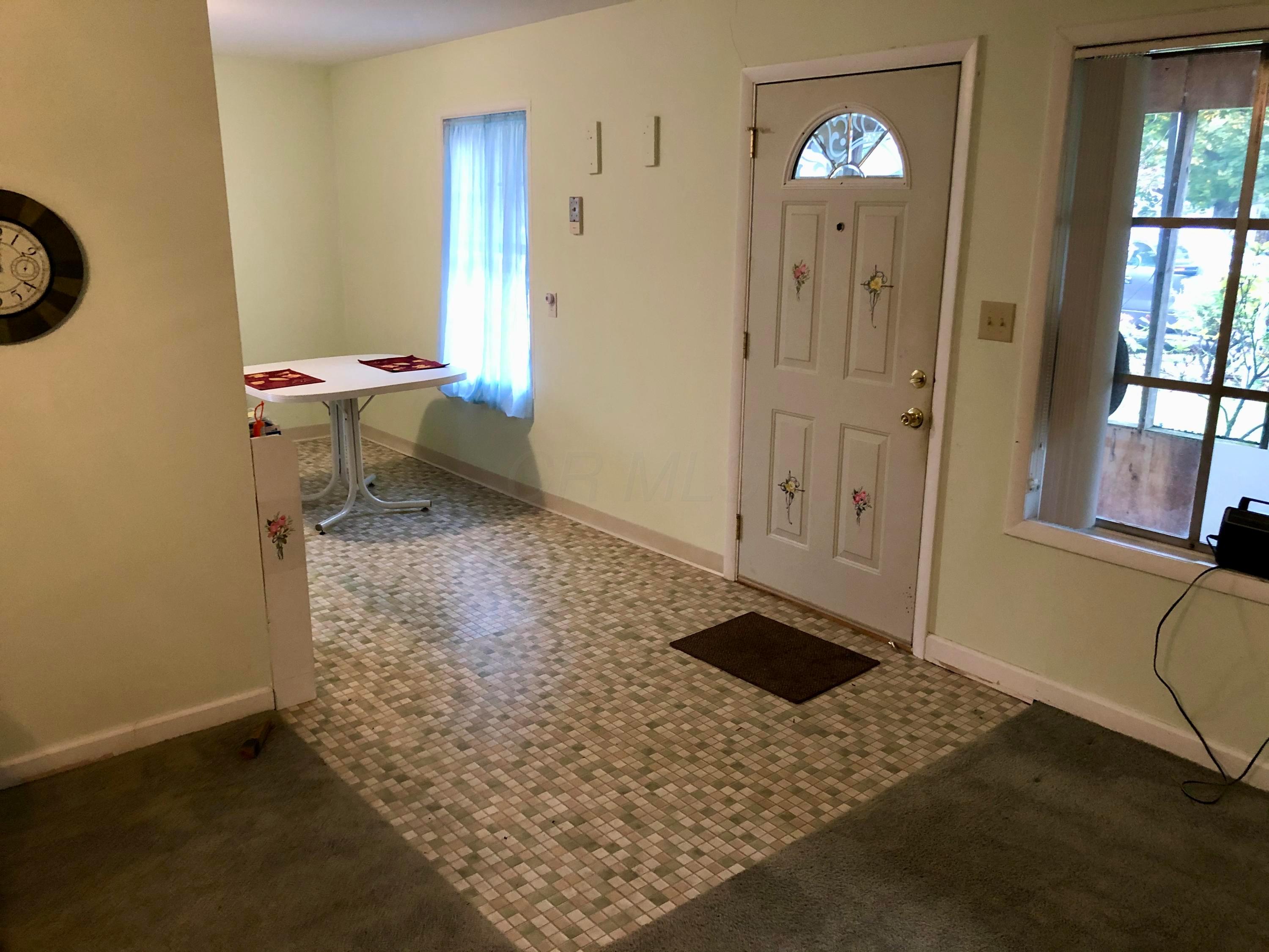 349 Chase Road Columbus, OH 43214 - Photo 4 of 20 Gallery Image 4
