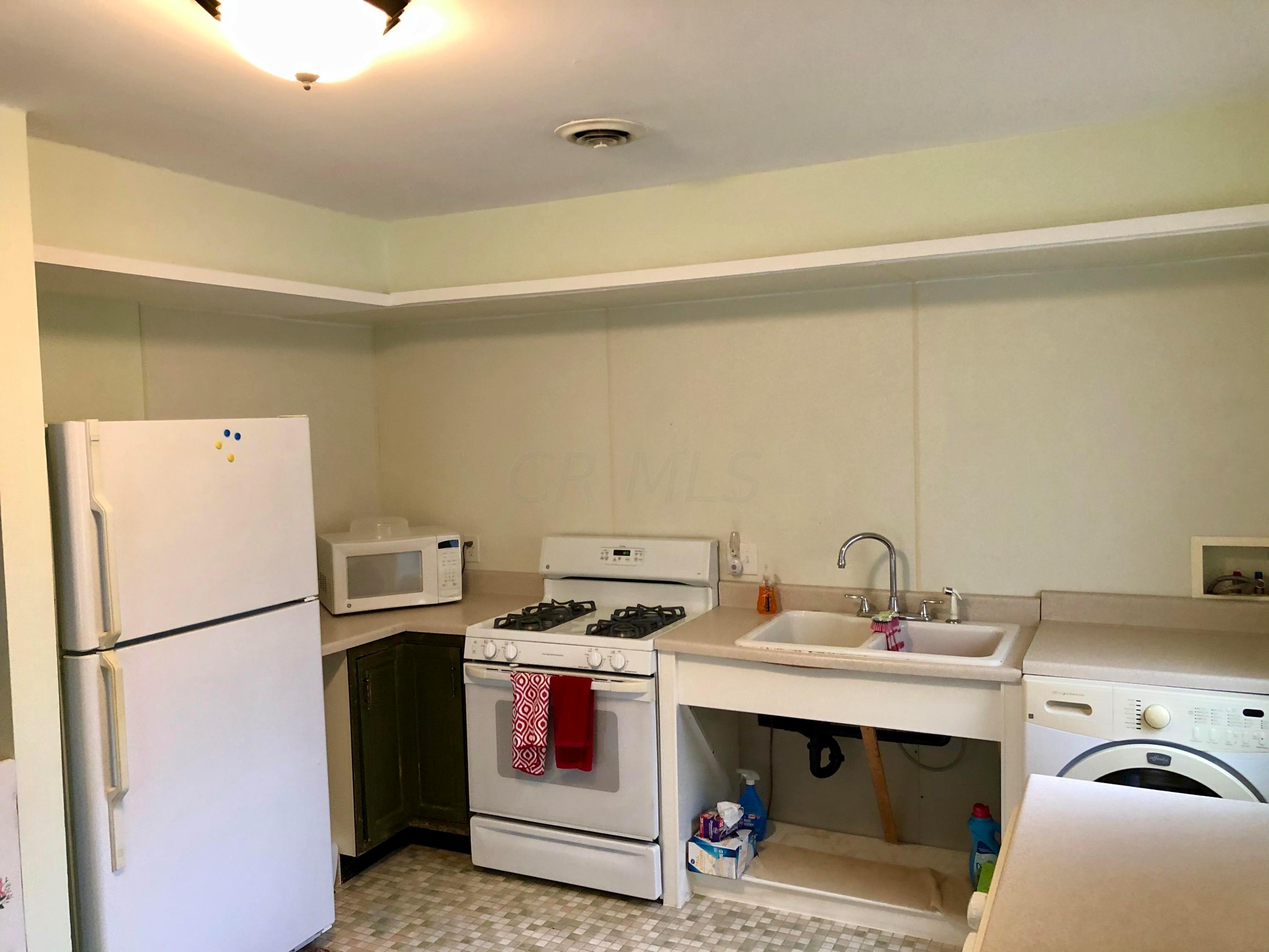349 Chase Road Columbus, OH 43214 - Photo 6 of 20 Gallery Image 6