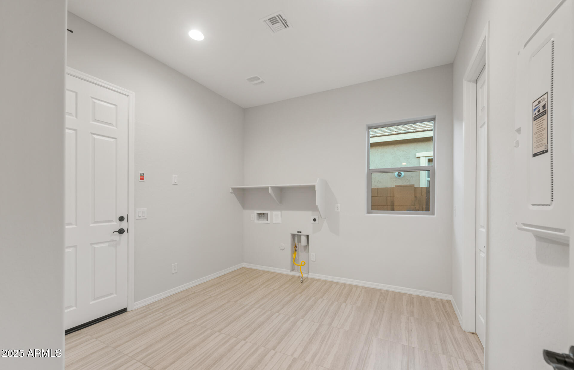 16158 West Red Bird Road Surprise, AZ 85387 - Photo 27 of 29 Laundry Room