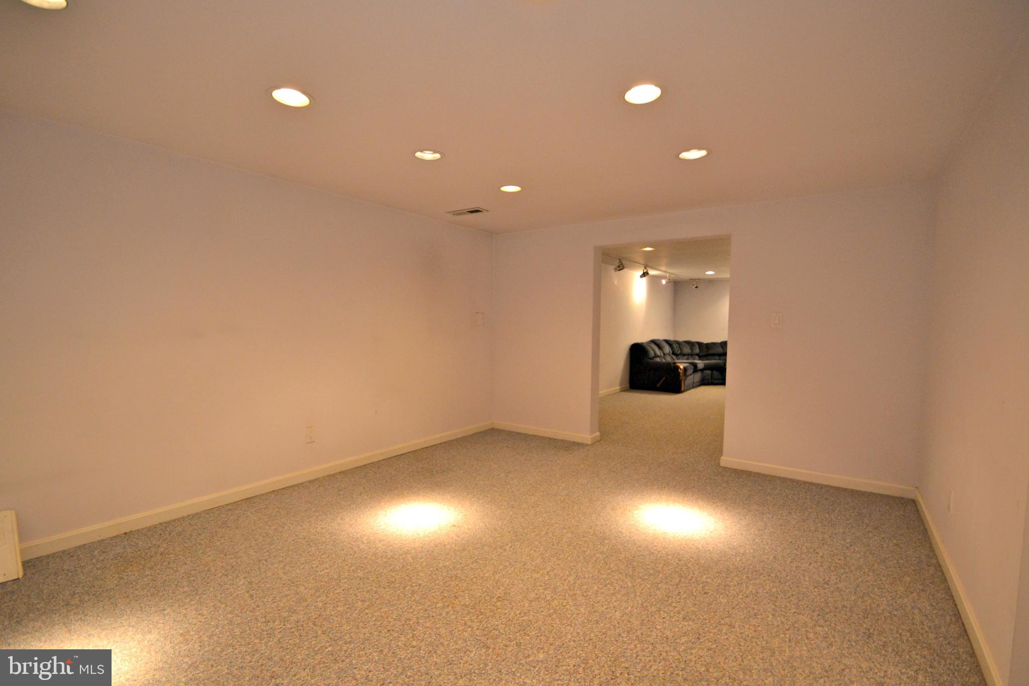 118 Brunk Road Reisterstown, MD 21136 - Photo 14 of 25 Bonus room or possible bedroom