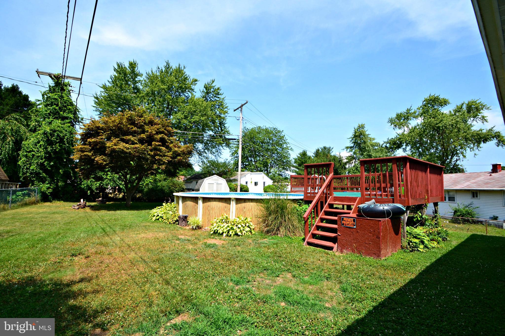 118 Brunk Road Reisterstown, MD 21136 - Photo 23 of 25 Fenced rear yard