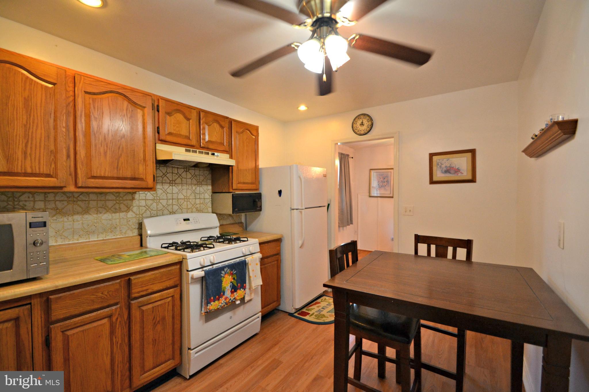 Eat in Kitchen