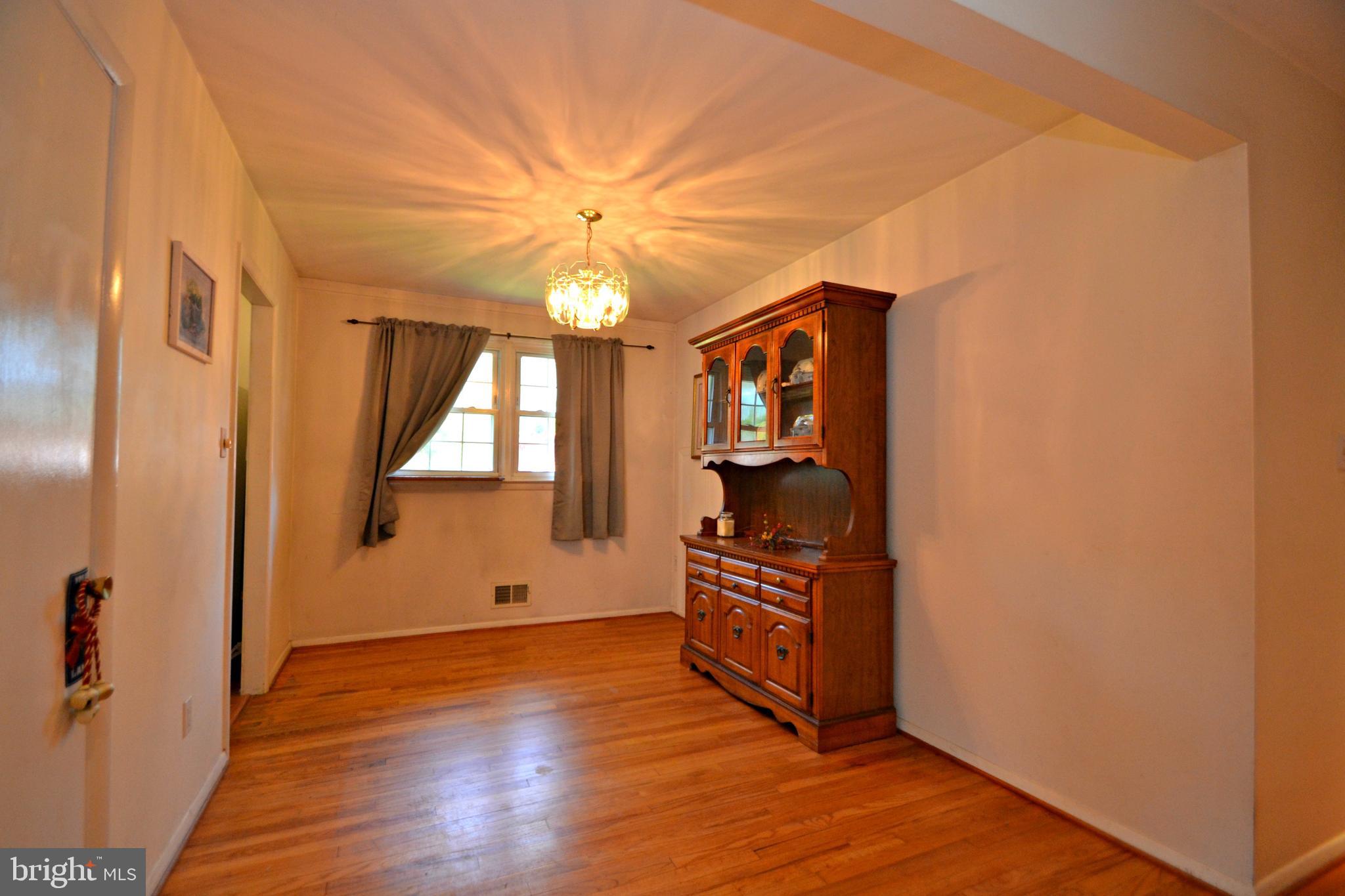 Formal dining room