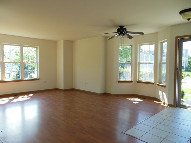 2220 Waterleaf Court, Unit 101 Naperville, IL 60564 - Photo 3 of 14