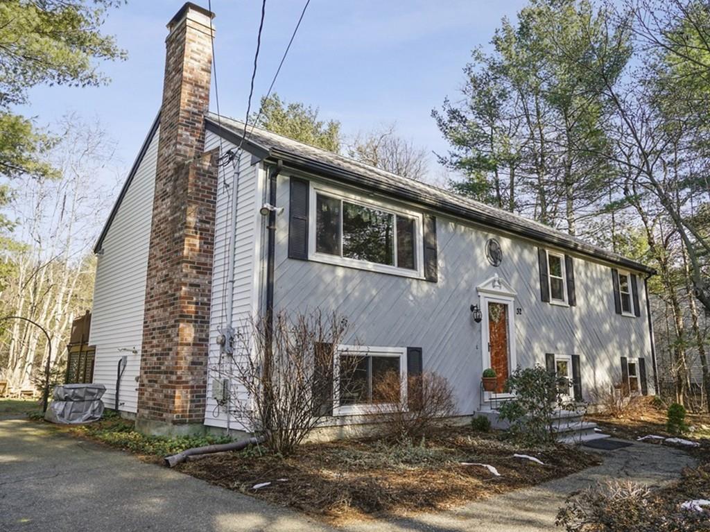 32 Bay Road Easton, MA 02356 - Photo 3 of 35