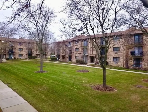 $1,500 | 244 Klein Creek Court, Unit 1A, Carol Stream, IL 60188