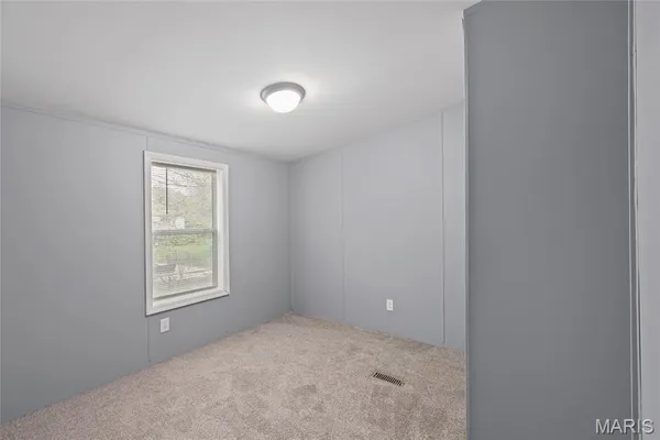 $129,900 | Undisclosed Address, Imperial, MO 63052