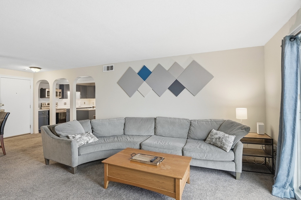 9 Shadowbrook Lane, Unit 29 Milford, MA 01757 - Photo 2 of 28