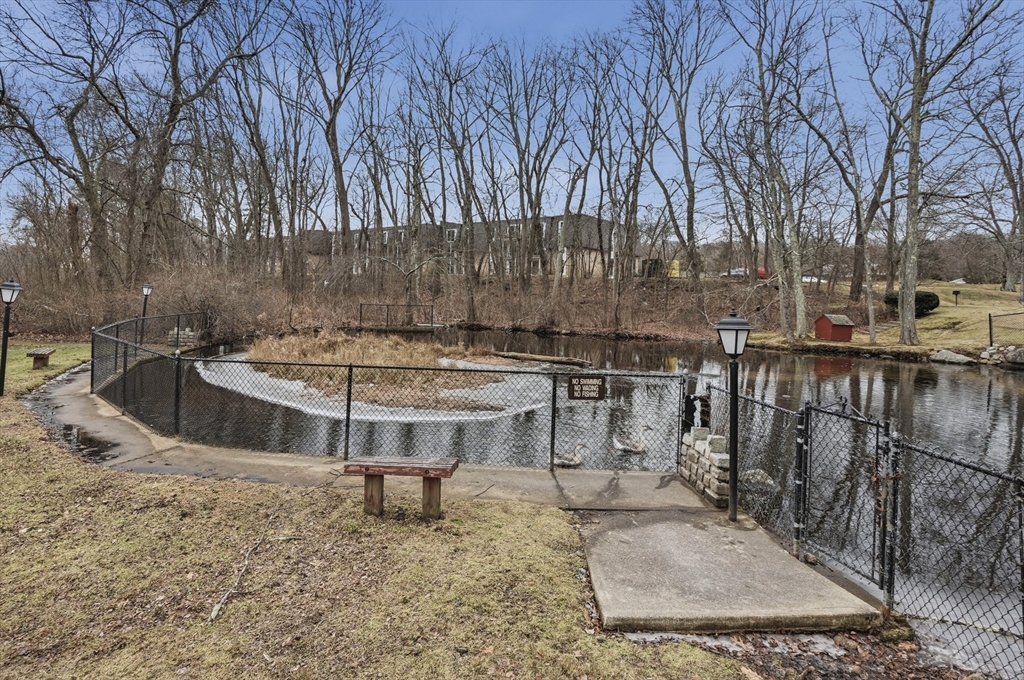 9 Shadowbrook Lane, Unit 29 Milford, MA 01757 - Photo 25 of 28